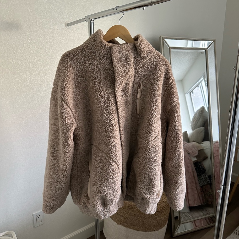 REVOLVE Lovers + Friends teddy Jacket LIKE NEW